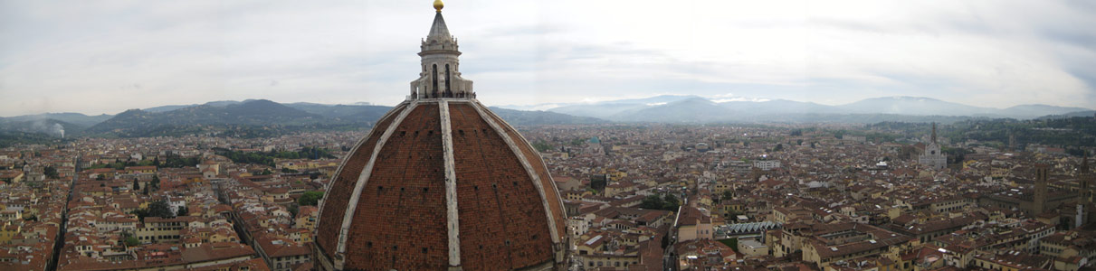 Panormica de toda Florencia desde el campanario di Giotto, con la cpula de la catedral de fondo