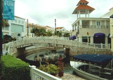 Mercadillo: Plaza Caracol de Cancn