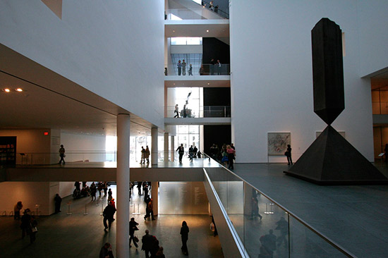 Foto del interior del MOMA (Museum of Modern Art) de Nueva York