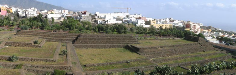Foto panormica del Complejo Piramidal de Gimar