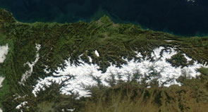 Imagen vía Satélite de Asturias Enero 2003 - Pinche sobre la imagen para ver ampliación Imagen vía Satélite de Asturias Enero 2003- Pinche sobre la imagen para ver ampliación